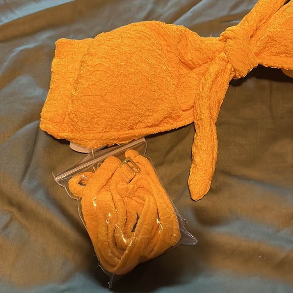 Bikini Top - Picture 2 of 4